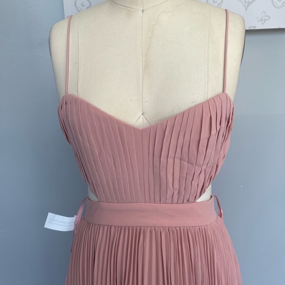 Fame and Partners Dakota Dress- pleat rib cut detail - Picture 3 of 6